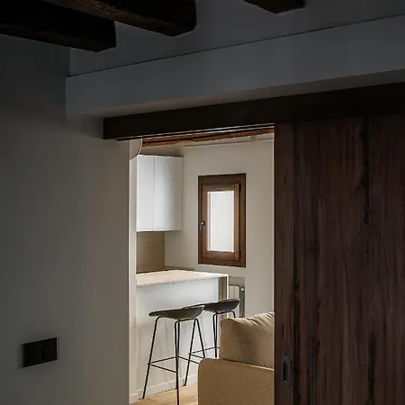 El Clavel De La Plaza Apartment Cuenca  Exterior photo